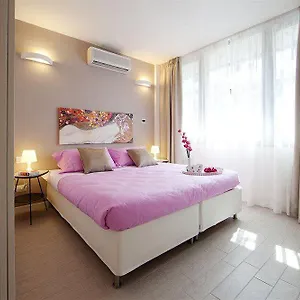 ** Aparthotel La Farina Italy